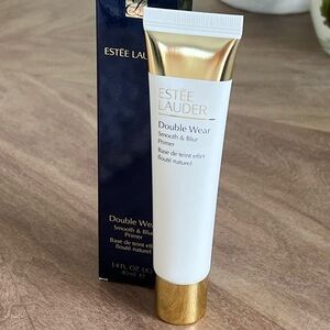 Estee Lauder DW Smooth and blur primer